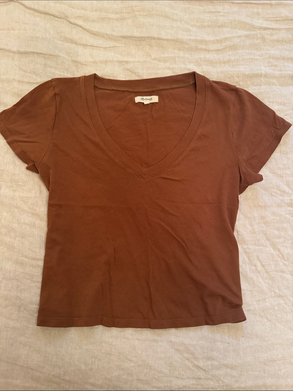 Madewell Women's V-Neck Short Sleeve cropped tshirt in Brown